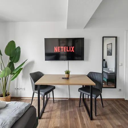 Lejlighed Larooms Merseburg - Apartment Ns03 - 2 Zimmer - 4 Betten - Waschmaschine - Parkplatz - Balkon Merseburg